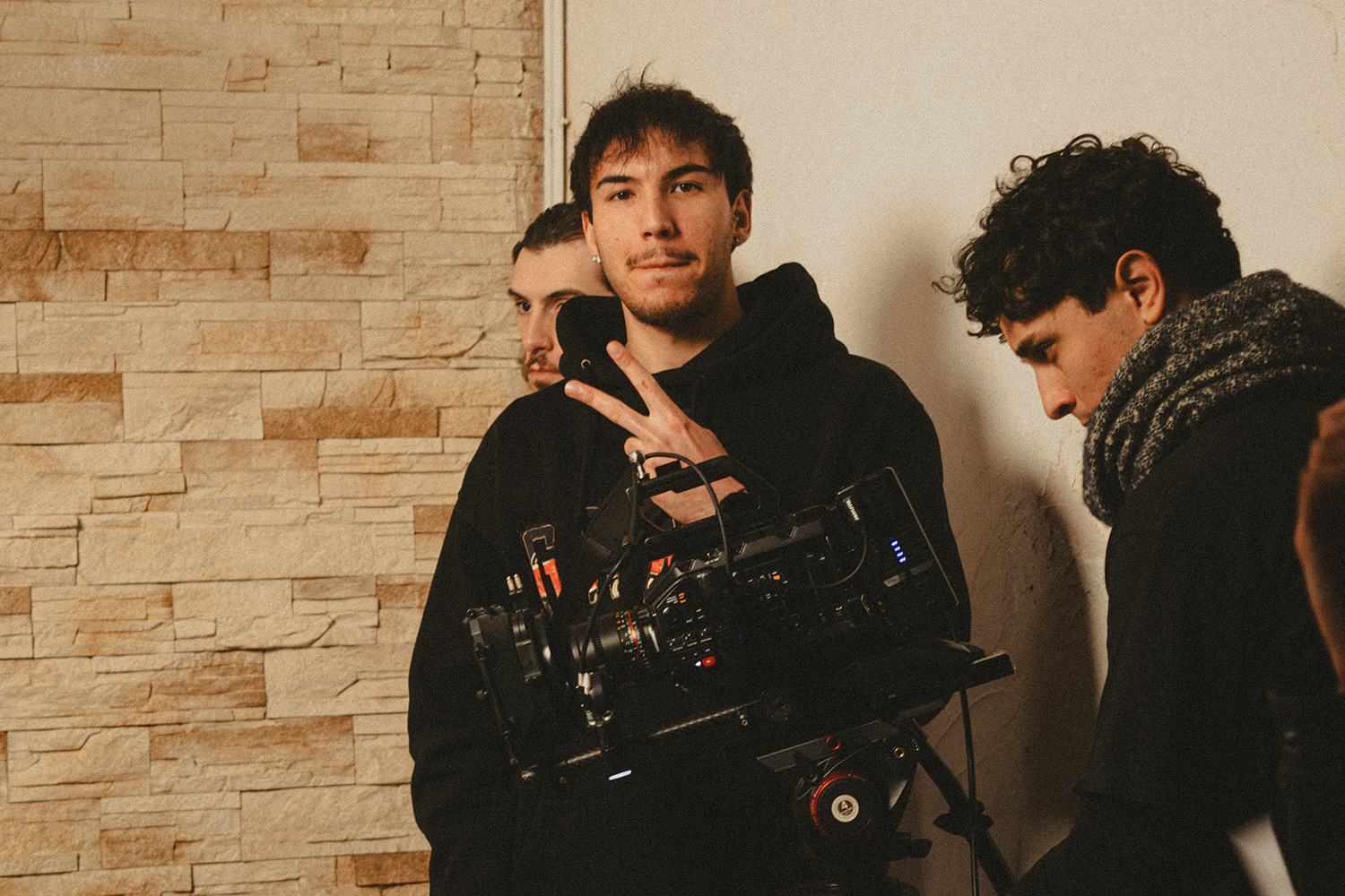 Nuestro diseñador Raúl Casado divertido.